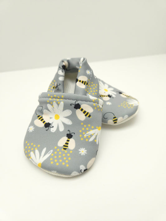 2-6 Bees Swim Shoes - Ready To Ship