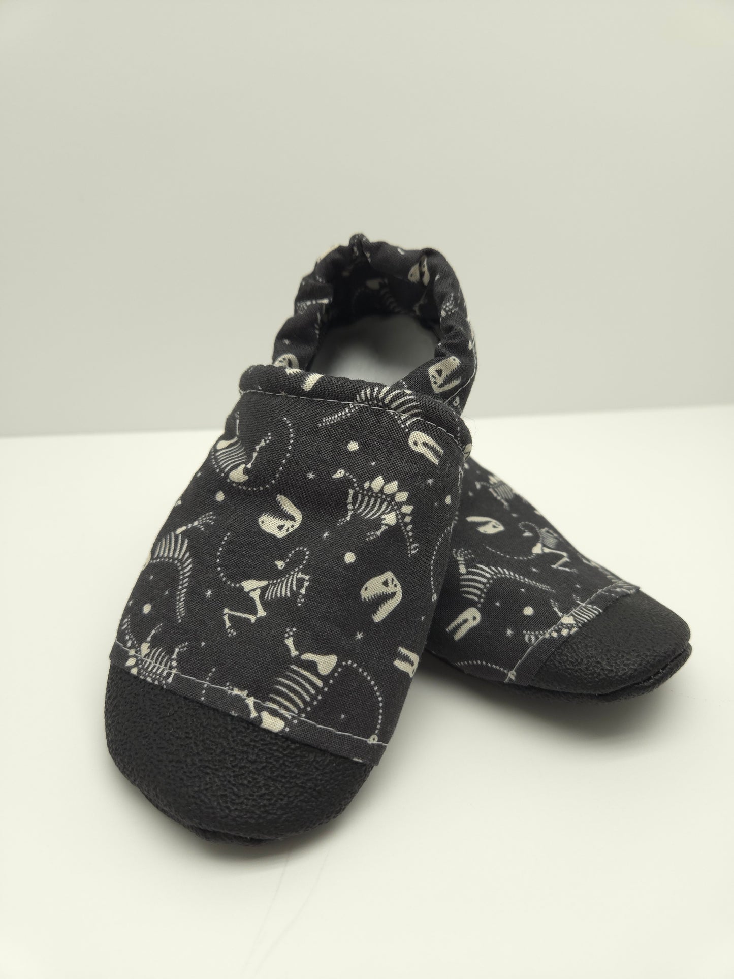 T9 Flannel Dino Bones Everyday Shoes w TG - Ready To Ship